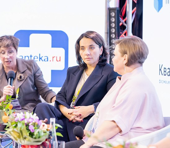 Интервью с Марией Литвиновой, исполнительным директором ассоциации аптечных учреждений «СоюзФарма», вице-президентом Ассоциации «НП «ОПОРА» на полях XIX Аптечного саммита «Новая аптечная реальность в России 2022»